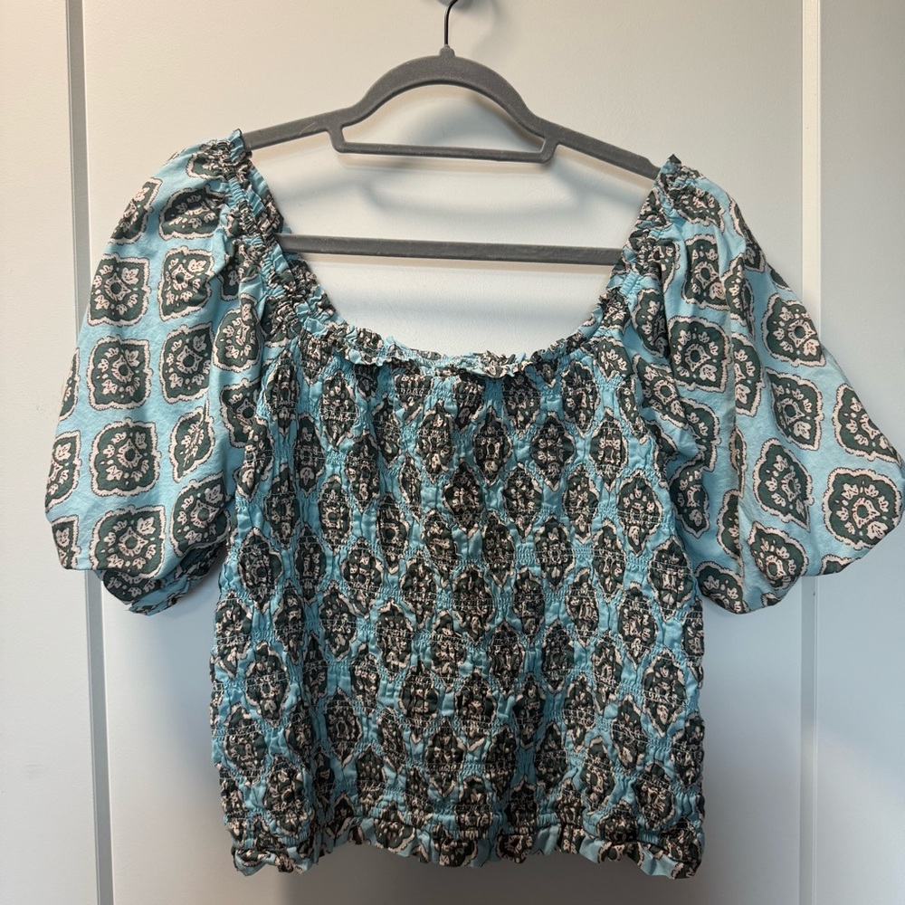 Maurices Ruched Puff Sleeve Stretch Cropped Blouse Top Blue Geometric Boho XL